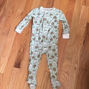 Magnetic Me Mint Cookie and Milk Kids Footie